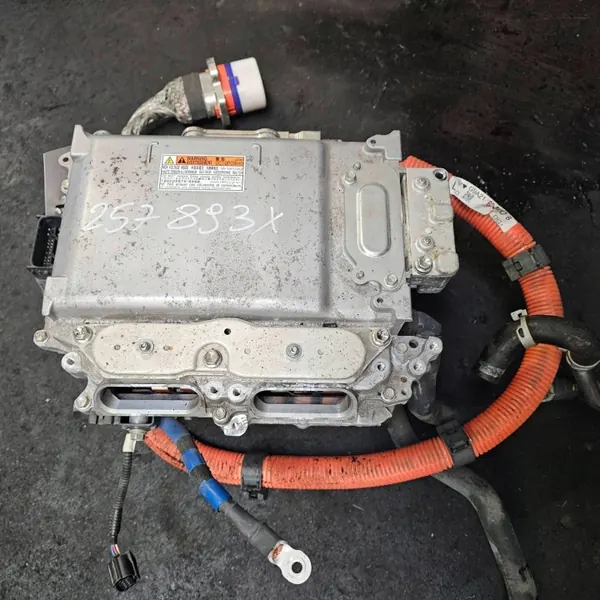 G920062020 Inversor para Toyota Mirai II - Usado image 3