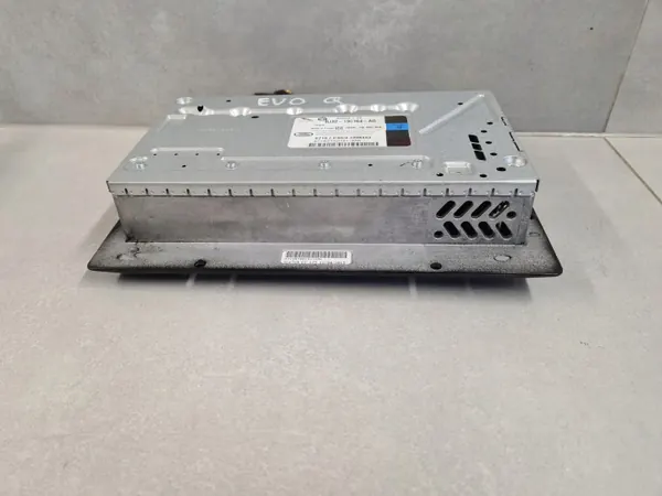 OEM BJ32-19C164-AG Audio Amplifier Module Range Rover image 5