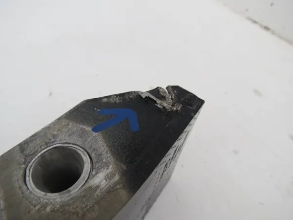 Viga para-choques dianteira OEM 677220431 Volvo S90 II image 6