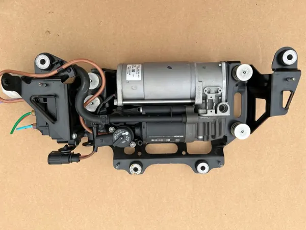 Compresseur suspension Audi OE 4H0616005D C Occasion image 2