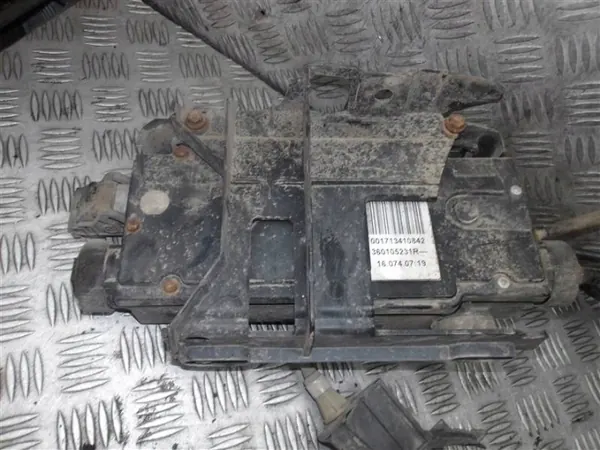 Frein à main électrique Renault OE 360105231R image 3
