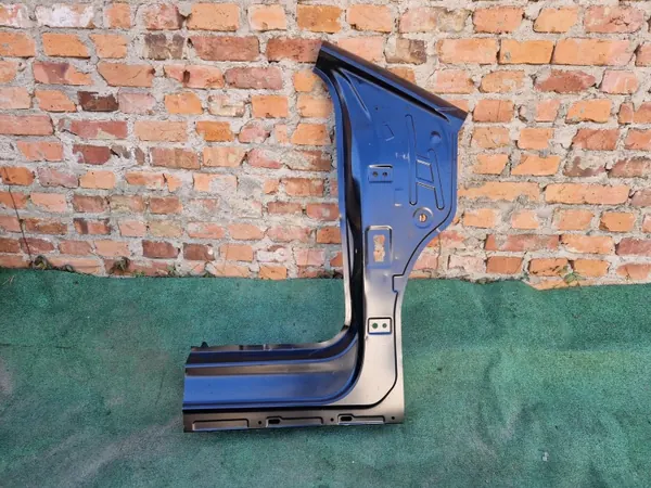 OEM 5LG809606A Montant de Toit Droit Avant Skoda Enyaq image 2