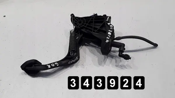 Seat Ibiza Kytkin sylinteri OEM AM-343924 image 2