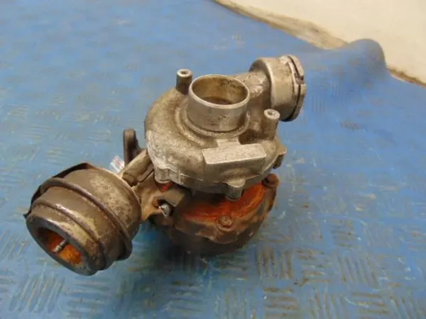 Turbokompressor VOLKSWAGEN PASSAT B5 1.9TDI 038145702E image 6
