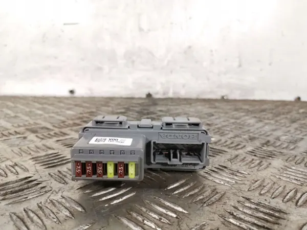 Honda CR-V Relelaatikko OEM FBZ9445 - Käytetty image 3