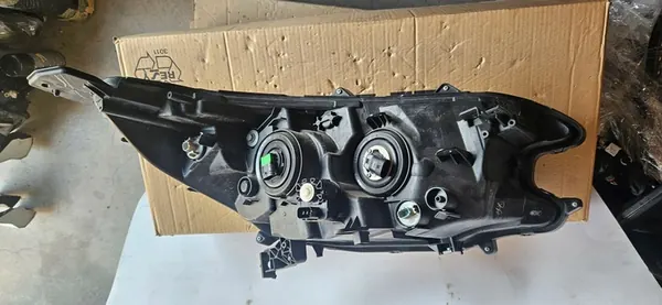 Vasen ajovalo Honda CR-V IV 2013-2014 OEM image 3