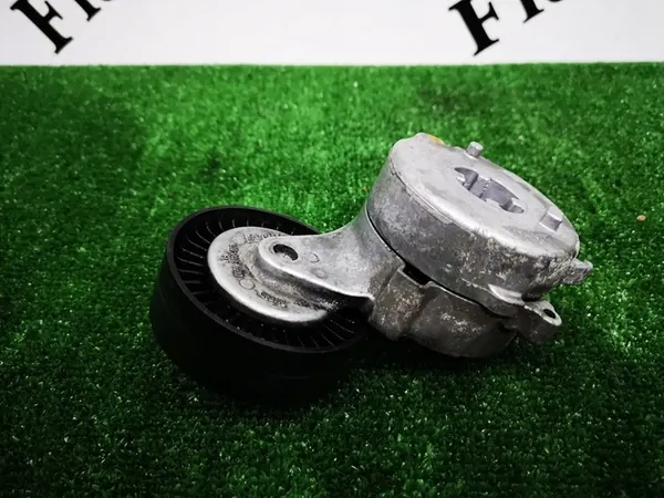 Audi A6 C7 2.8 FSI spännare rem 06e903133r image 3