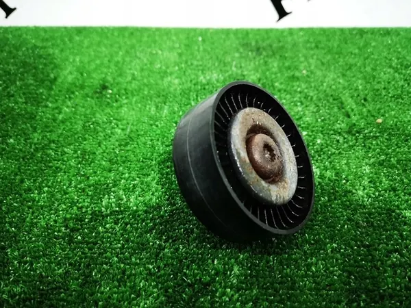 Audi A6 C7 2.8 FSI spännare rem 06e903133r image 8