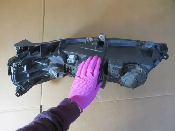 Faros Derecho Volvo S60 V70 XC70 image 9