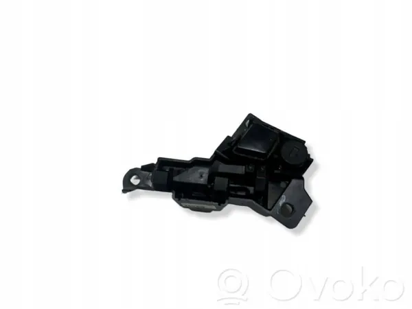 BMW 5 F10 F11 2015 Middenconsole armleuning slot OEM 1600320 image 4