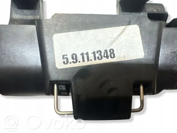 BMW 5 F10 F11 2015 Middenconsole armleuning slot OEM 1600320 image 7