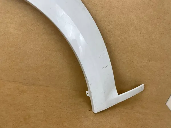 OEM 8W9853717 Framvänster Stänkskärm Audi A4 B9 image 4