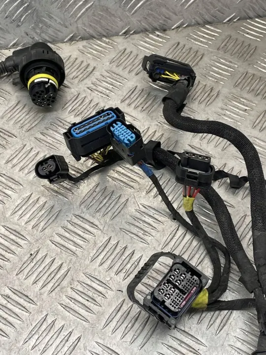 Harness Motor BMW OE 9470696 para Serie 3 G20 image 10