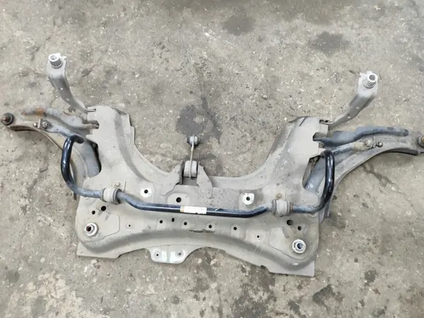 Renault Clio IV voorophanging OEM 544018224R image 2