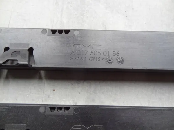 Cubierta refrigerador aceite Mercedes-Benz S OEM A2175050186 image 3