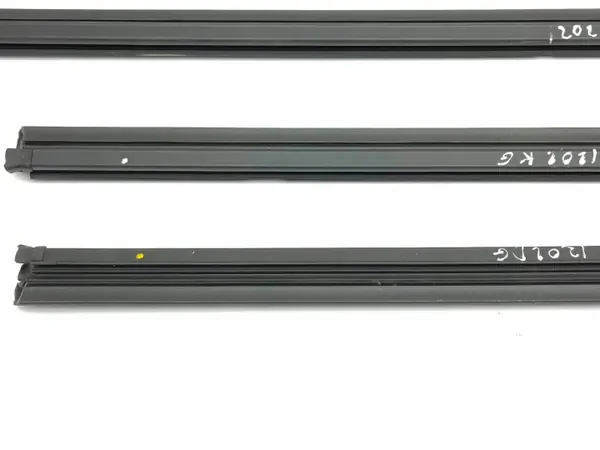 Hyundai Kona etuoven ikkunatiiviste OEM AMD175044 image 8