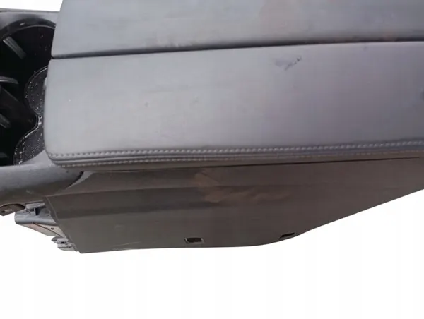 Keskikonsolin käsinoja OEM 3008 II BIG AUTO juomapidin image 3