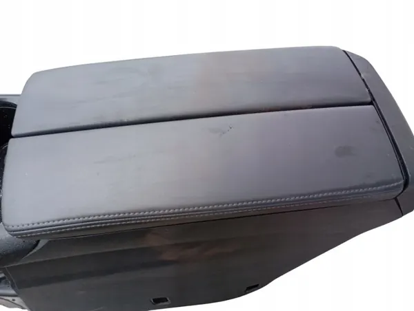 Keskikonsolin käsinoja OEM 3008 II BIG AUTO juomapidin image 4