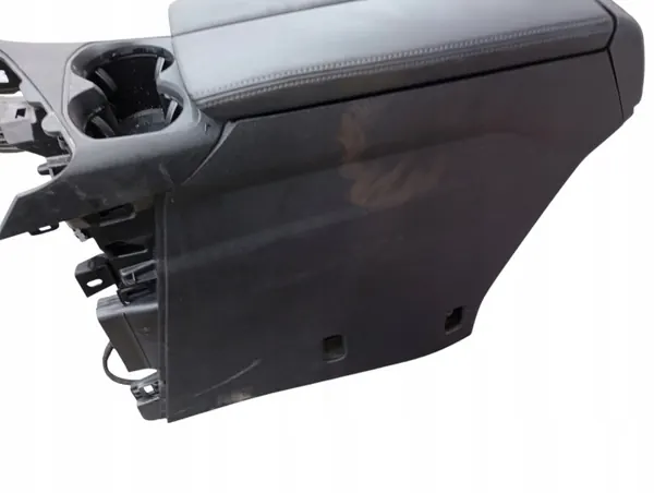 Keskikonsolin käsinoja OEM 3008 II BIG AUTO juomapidin image 5