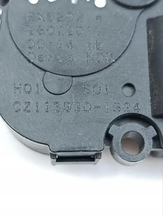 Porsche OE CZ113930 Temperatuurklepmotor Gebruikt image 8