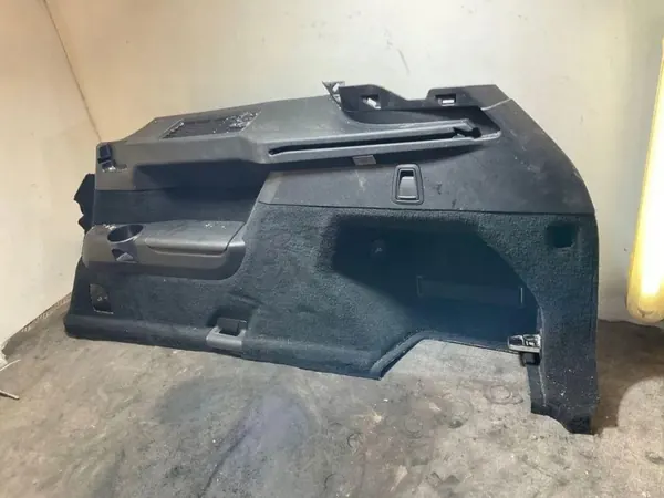 Oikea tavaratilan vuori OEM 0095556 Volvo XC60 2016 image 3
