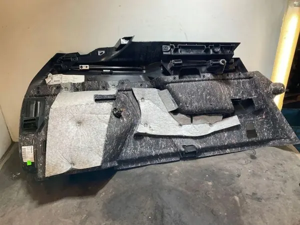 Oikea tavaratilan vuori OEM 0095556 Volvo XC60 2016 image 4