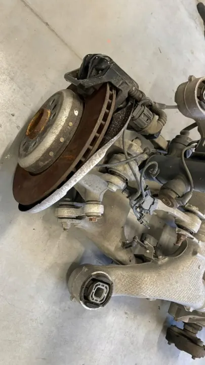 OEM 402 Kardaaniakseli BMW 3.0D:lle - Käytetty image 3