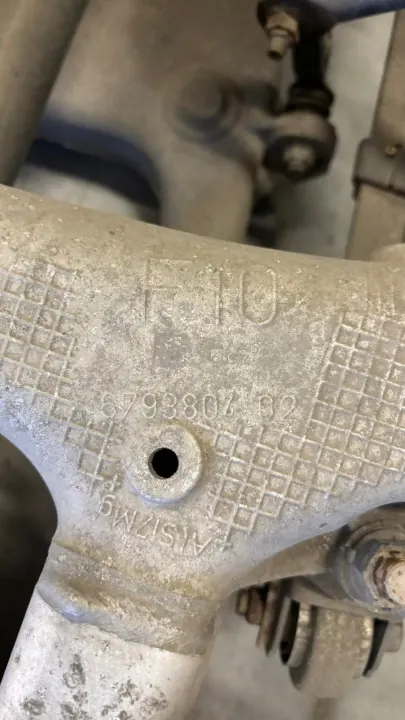 OEM 402 Kardaaniakseli BMW 3.0D:lle - Käytetty image 9