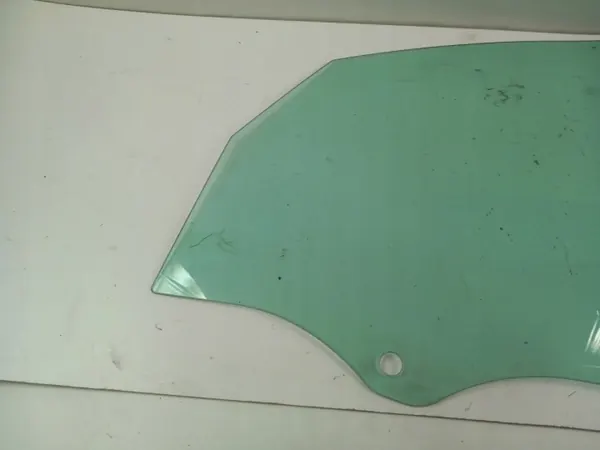 Audi A2 Voorlinker Deurruit OEM 96*I image 4