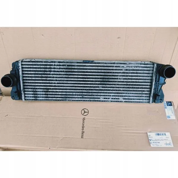 Intercooler Mercedes OEM A9075011600 para Sprinter W907 2.2 image 2