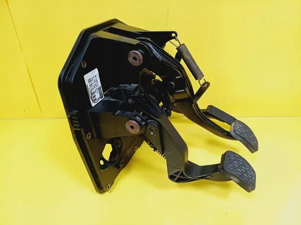 Pedalen set OEM DRC96978 voor Mercedes-Benz W168 image 4