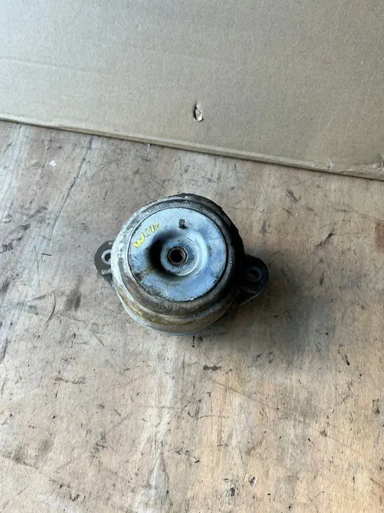 Soporte de motor Mercedes W218 W212 A2122403317 image 4