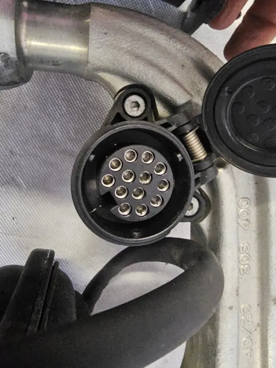 Barre de remorquage BMW X3 G01 OEM 303400600011 - Électrique image 3