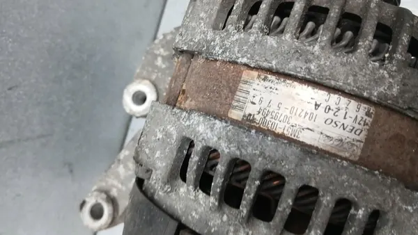 Vaihtovirtageneraattori Ford C-Max I 2.0B 2003-2007 OEM 30795494 image 3