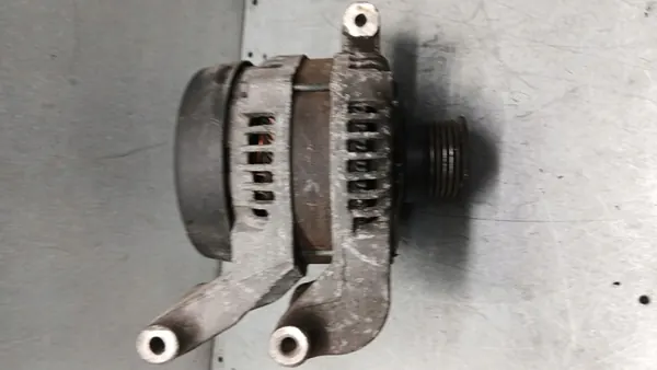 Vaihtovirtageneraattori Ford C-Max I 2.0B 2003-2007 OEM 30795494 image 5