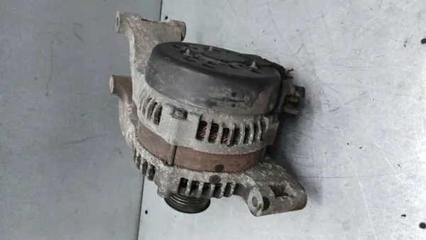 Vaihtovirtageneraattori Ford C-Max I 2.0B 2003-2007 OEM 30795494 image 6