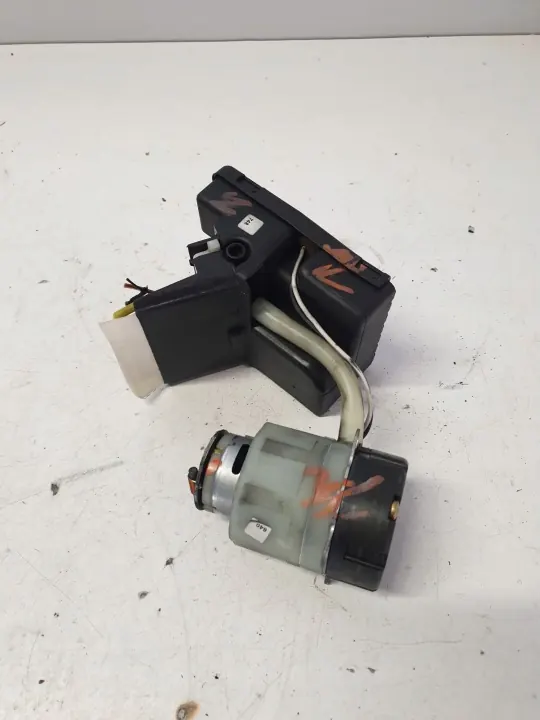 Bomba de bloqueio central OEM 1688000348 para Mercedes image 2