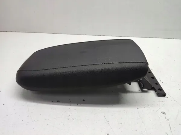 Reposabrazos consola Kia Ceed 2021 OEM AAA40519 image 3