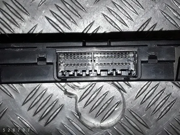 2010 Mitsubishi Outlander ECU 7820A055 image 4