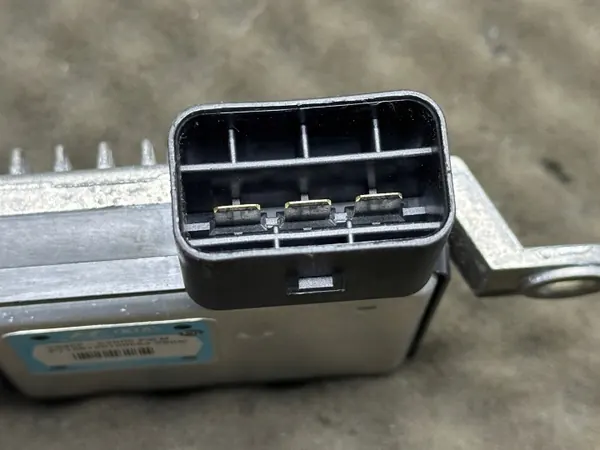 OEM 25385-G2000 Tuulettimien moduuli Kia/Hyundai image 3