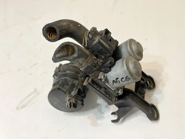Válvula de água aquecimento Audi A6 C6 OEM 4F1959617B image 2