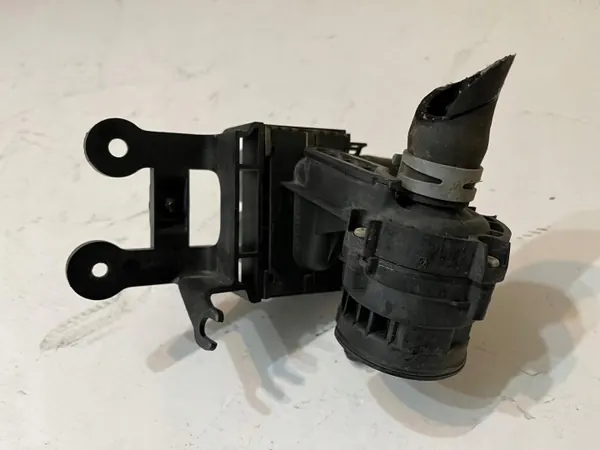 Válvula de água aquecimento Audi A6 C6 OEM 4F1959617B image 4