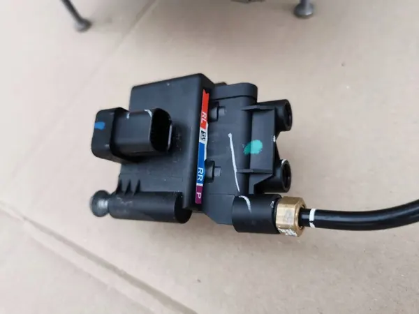 OEM 6894450 Luftfederungskompressor für BMW 4 G26 image 4