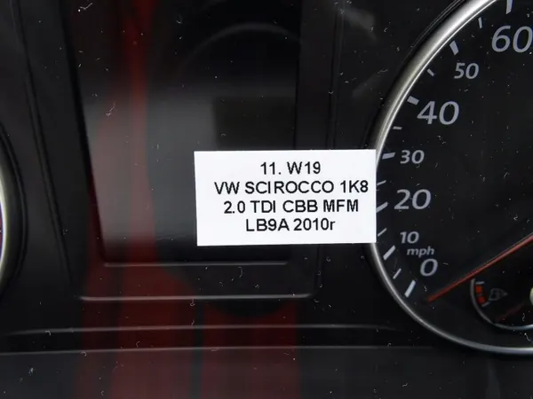 OEM 1K8920972A Compteur pour VW Scirocco III image 7