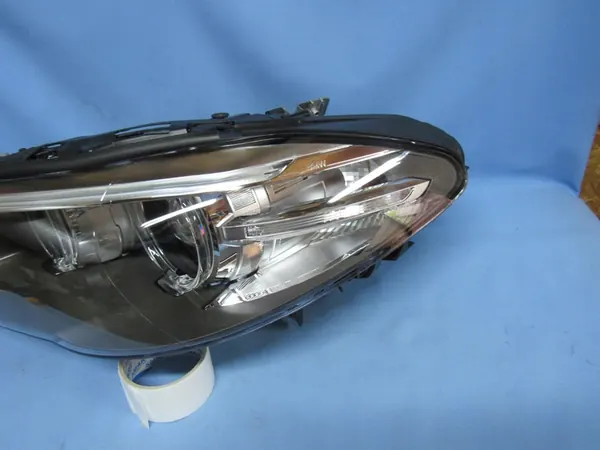 Farol esquerdo BMW F10 F11 LCI Bi-Xenon image 3