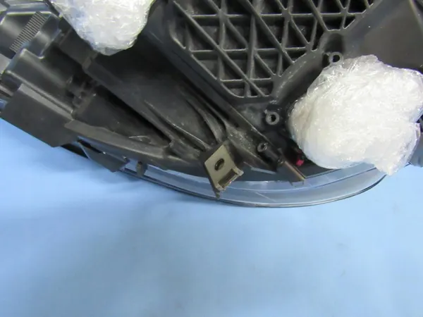 Farol esquerdo BMW F10 F11 LCI Bi-Xenon image 9