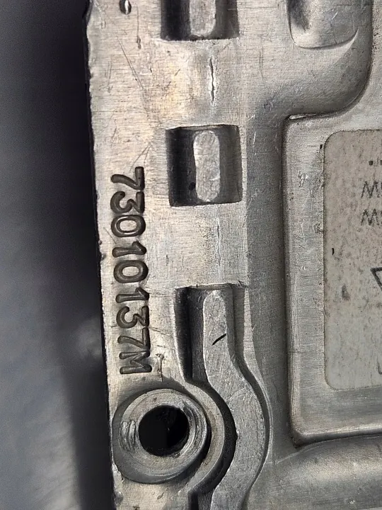 2003 Audi A4 ECU 73010137M Käytetty OEM image 3