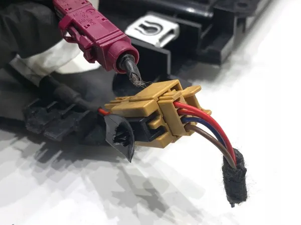 Carregador por indução OEM 4G0864981M para Audi A7 4G image 5