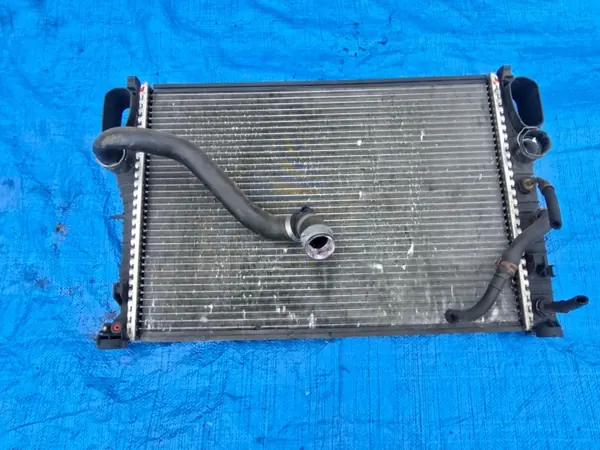 Mercedes-Benz OE A2115000102 Vattenkylare image 2