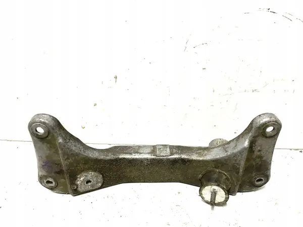 Support de boîte BMW OEM 1096106 pour Série 5 E39 image 5